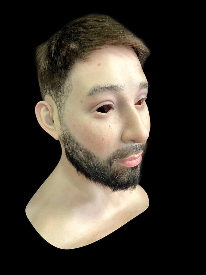 The Professional — silicone mask view 2